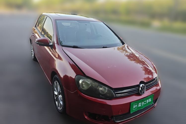 Used Volkswagen Golf 2011 1.4 TSI Automatic Comfort Model Front Right 45 Deg