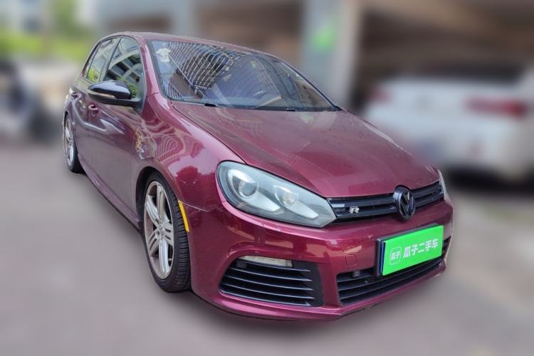 Used Volkswagen Golf 2011 2.0 TSI R Front Right 45 Deg