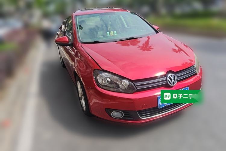 Used Volkswagen Golf 2011 1.6L Automatic Comfort Model Front Right 45 Deg
