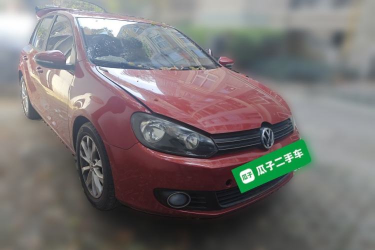 Used Volkswagen Golf 2011 1.6L Automatic Comfort Model Front Right 45 Deg