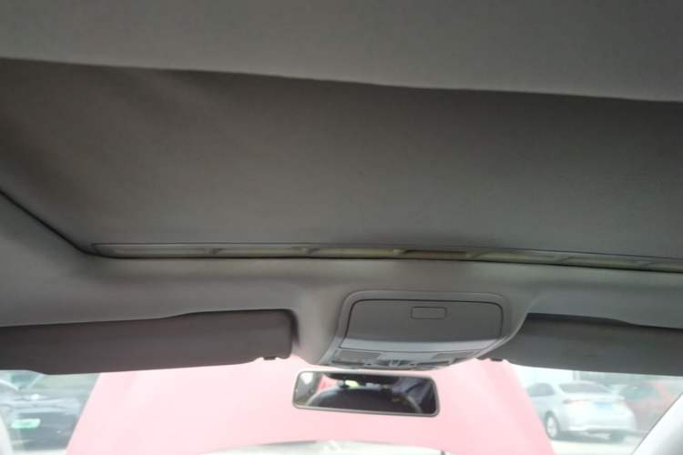 Used Volkswagen Golf 2011 1.4 TSI Automatic Comfort Model Headliner