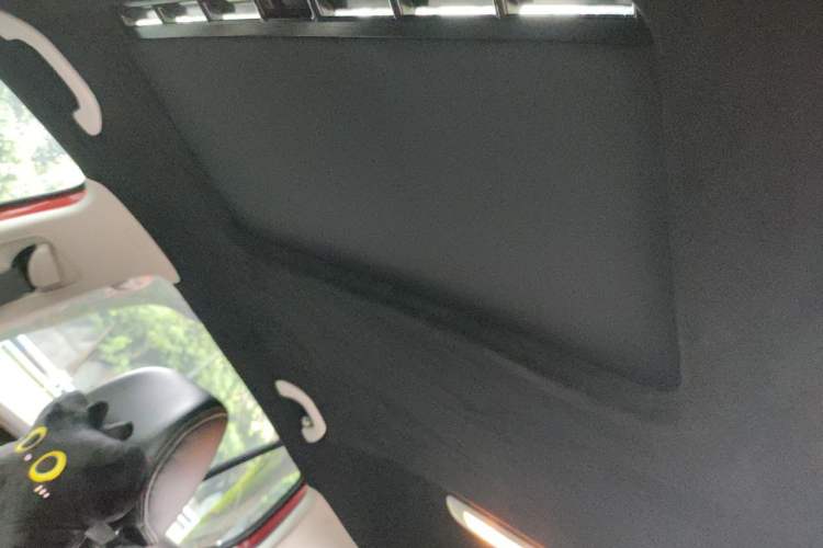 Used Volkswagen Golf 2011 1.4 TSI Automatic Comfort Model Headliner