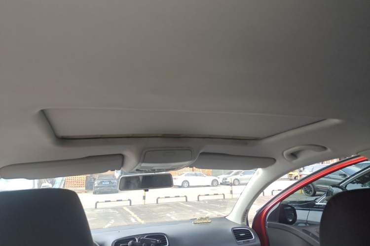Used Volkswagen Golf 2011 1.4 TSI Automatic Comfort Model Headliner