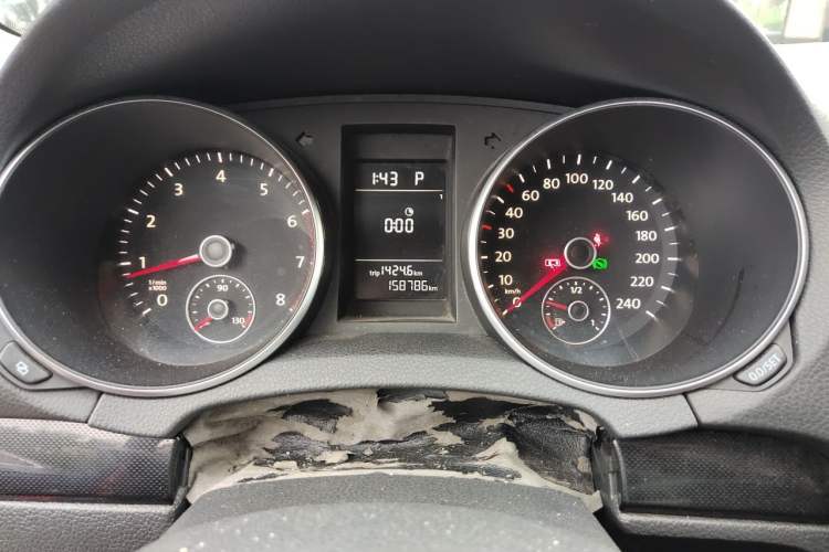 Used Volkswagen Golf 2011 1.4 TSI Automatic Comfort Model Instrument Cluster