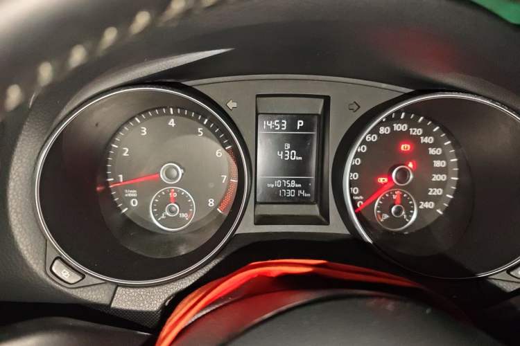 Used Volkswagen Golf 2011 1.6L Automatic Comfort Model Instrument Cluster