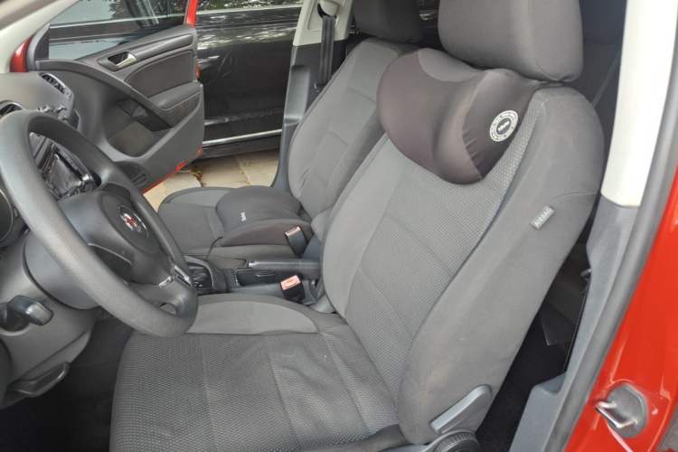 Used Volkswagen Golf 2011 1.4 TSI Automatic Comfort Model Left Front Seat