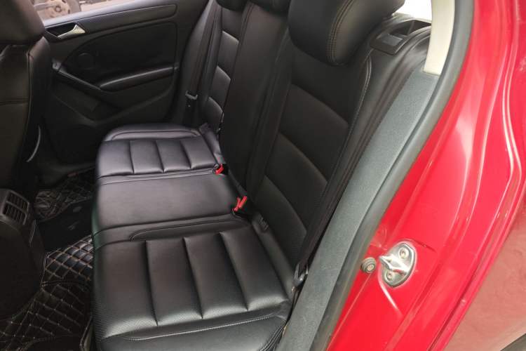 Used Volkswagen Golf 2011 1.4 TSI Manual Comfort Edition Left Rear Seat