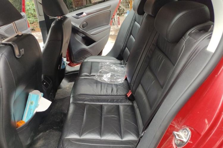 Used Volkswagen Golf 2011 1.4 TSI Automatic Luxury Edition Left Rear Seat