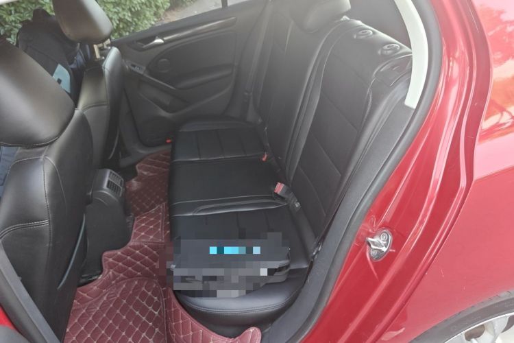 Used Volkswagen Golf 2011 1.4 TSI Automatic Comfort Model Left Rear Seat