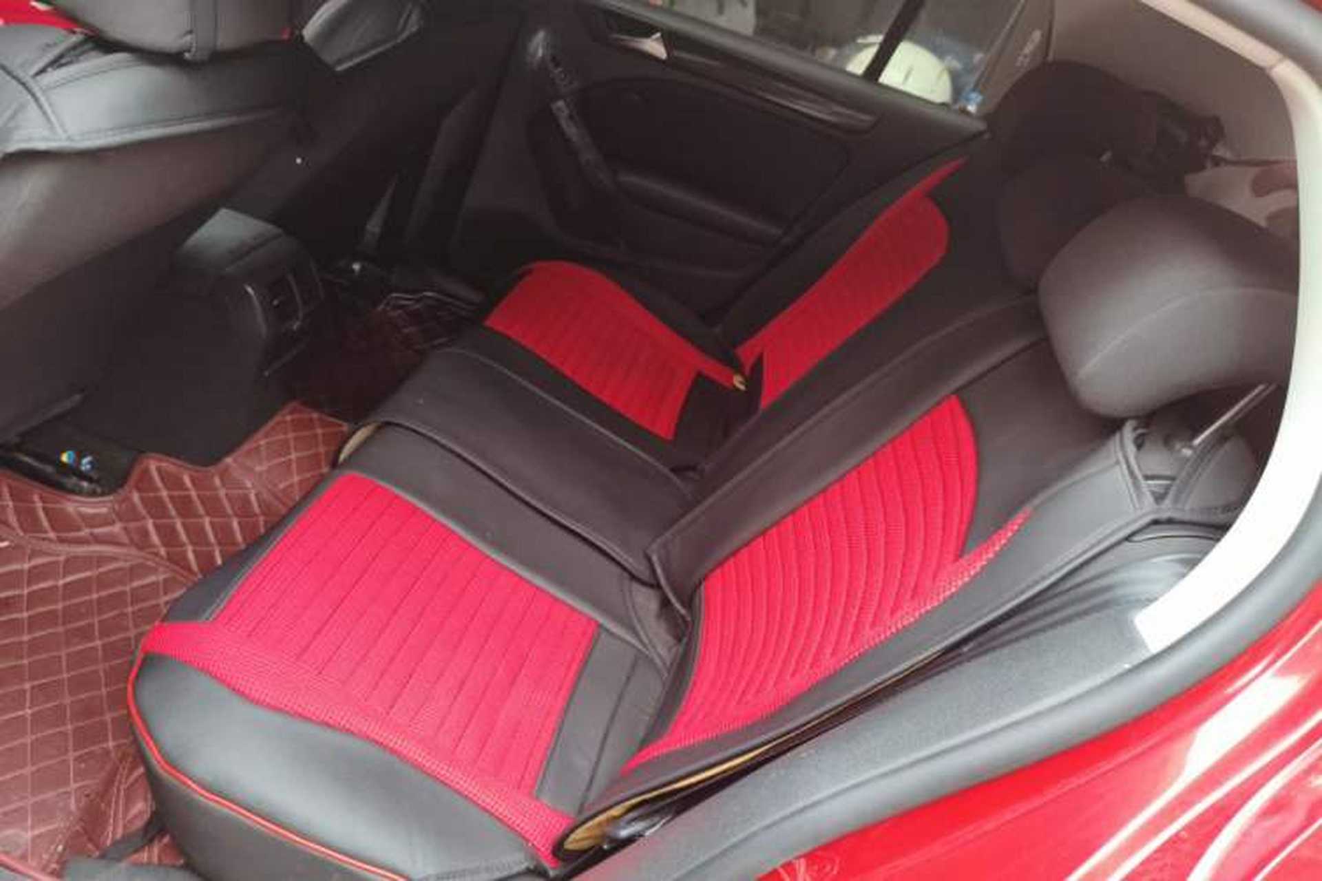 Used Volkswagen Golf 2011 1.6L Automatic Comfort Model Left Rear Seat