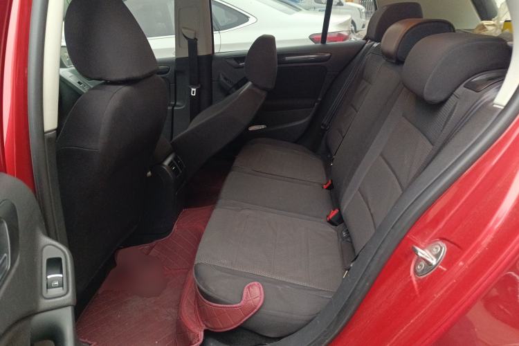 Used Volkswagen Golf 2011 1.6L Automatic Comfort Model Left Rear Seat