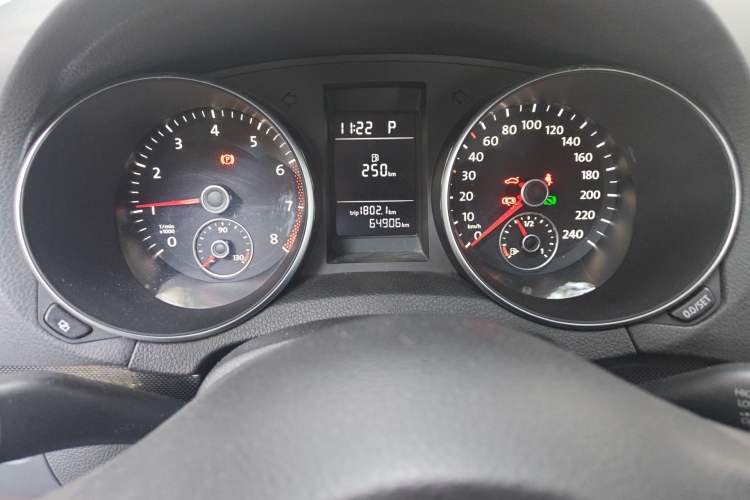 Used Volkswagen Golf 2011 1.6L Automatic Comfort Model Odometer Close Up