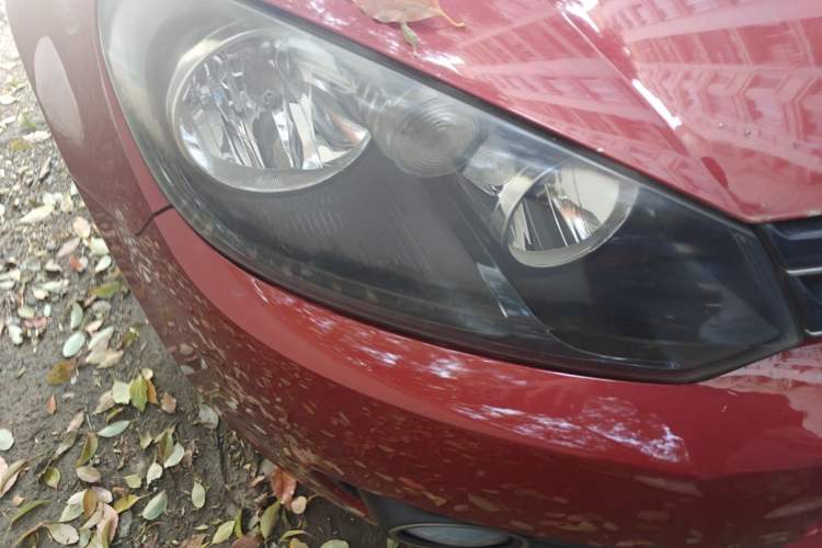 Used Volkswagen Golf 2011 1.6L Automatic Comfort Model Right Front Headlight