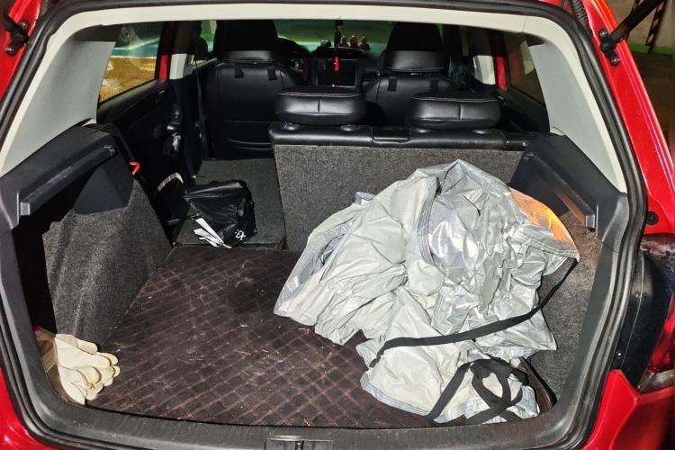 Used Volkswagen Golf 2011 1.6L Automatic Comfort Model Trunk