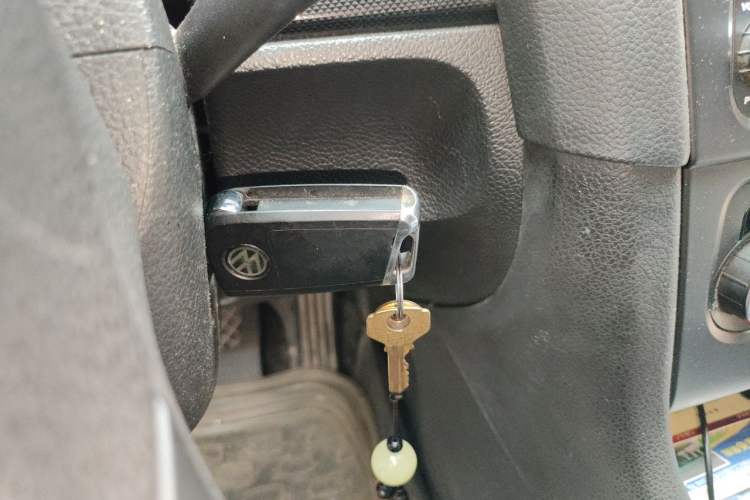 Used Volkswagen Golf 2011 1.4 TSI Automatic Luxury Edition Vehicle Key