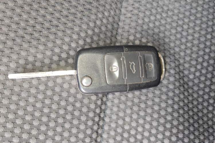 Used Volkswagen Golf 2011 1.4 TSI Automatic Comfort Model Vehicle Key
