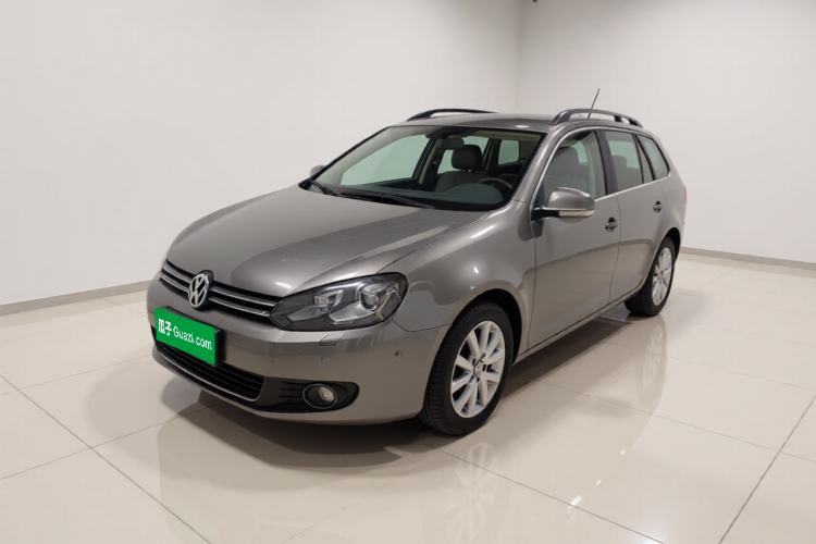Used Volkswagen Golf 2011 1.4 TSI Luxury Touring Edition Guazi used car, China used car export, Used car for sale, Used cars, Cheapest cars for sale