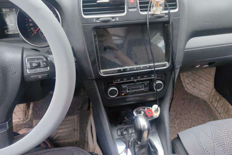 Used Volkswagen Golf 2011 1.4 TSI Comfort Travel Edition Audio And AC Panel