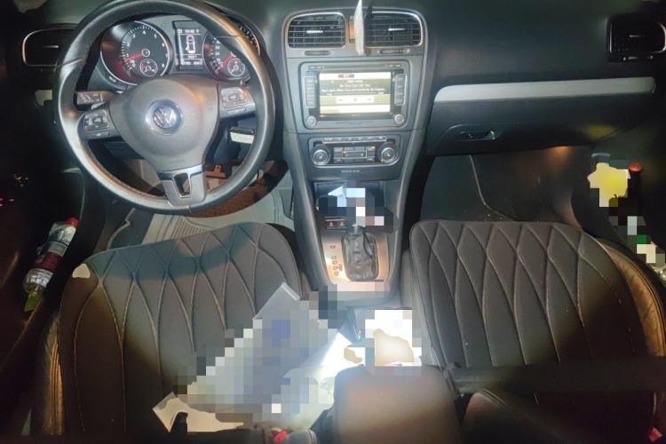 Used Volkswagen Golf 2011 1.4 TSI Luxury Touring Edition Center Console