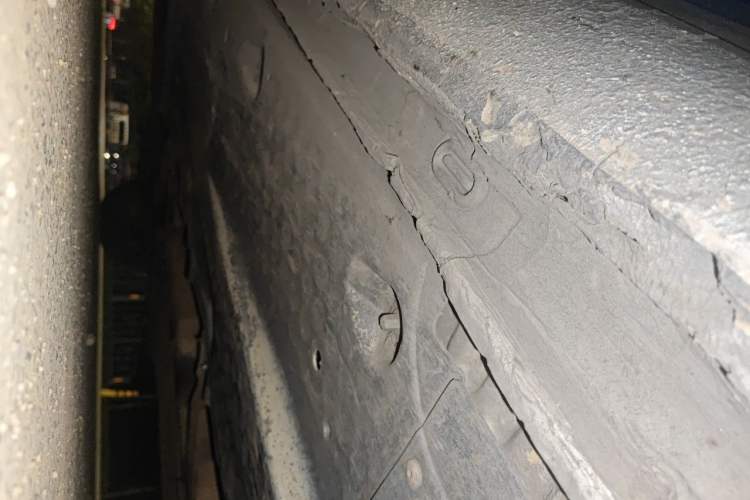 Used Volkswagen Golf 2011 1.6L Automatic Comfort Model Chassis Front Right