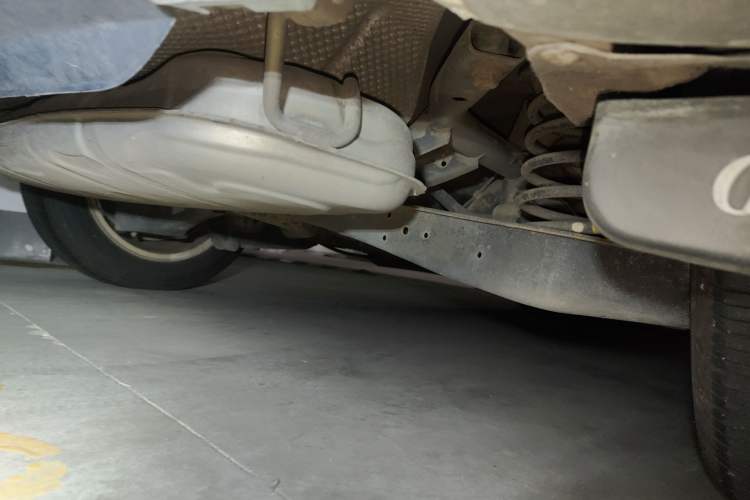 Used Volkswagen Golf 2011 1.6L Automatic Comfort Model Chassis Rear Right