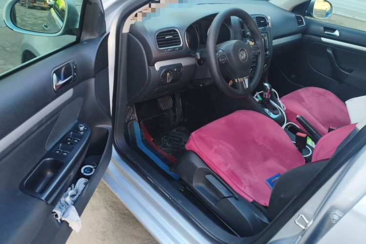 Used Volkswagen Golf 2011 1.4 TSI Comfort Travel Edition Driver Seat