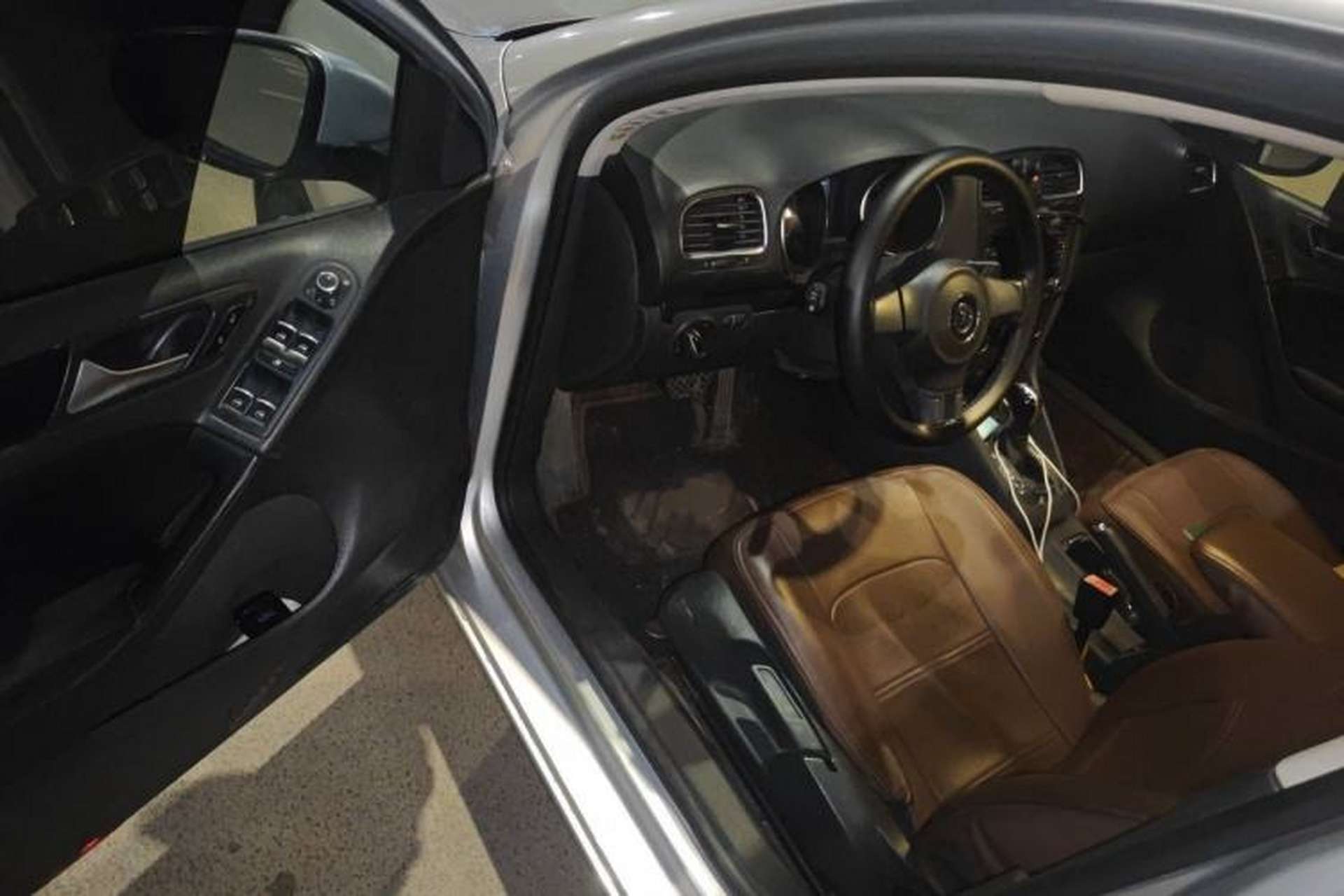 Used Volkswagen Golf 2011 1.6L Automatic Comfort Model Driver Seat