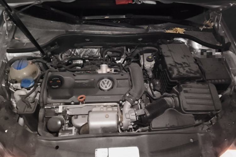 Used Volkswagen Golf 2011 1.4 TSI Automatic Comfort Model Engine Bay