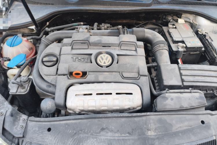 Used Volkswagen Golf 2011 1.4 TSI Comfort Travel Edition Engine Bay