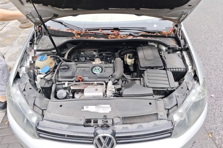 Used Volkswagen Golf 2011 1.4 TSI Automatic Comfort Model Engine Bay