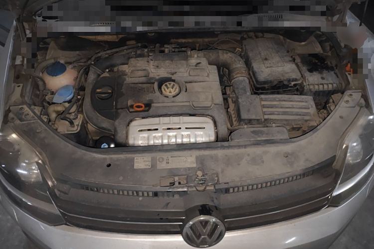 Used Volkswagen Golf 2011 1.4TSI Cross Golf Engine Bay