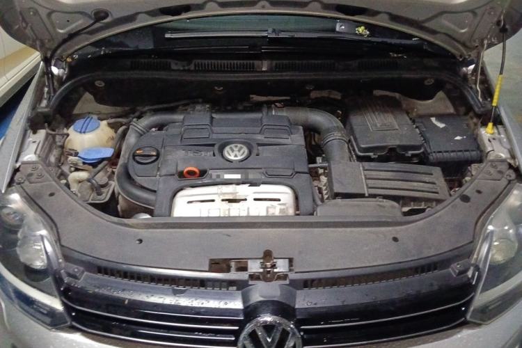 Used Volkswagen Golf 2011 1.4TSI Cross Golf Engine Bay