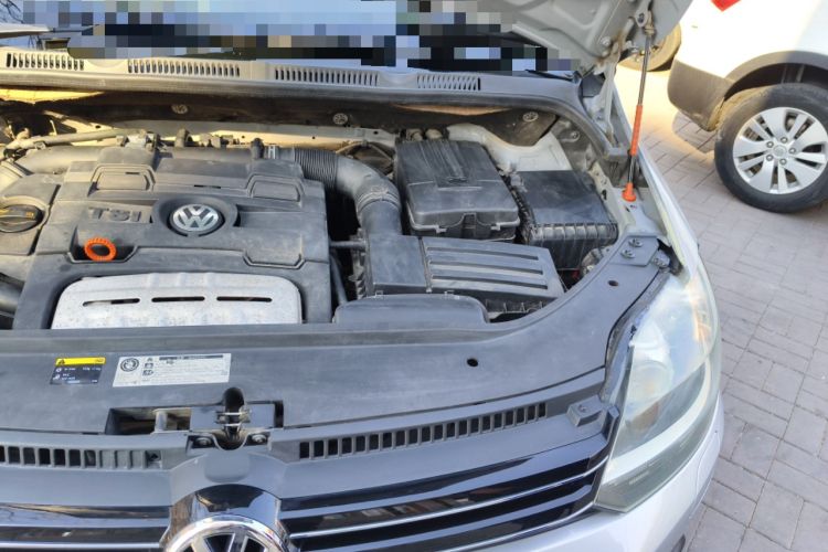Used Volkswagen Golf 2011 1.4TSI Cross Golf Engine Bay Left