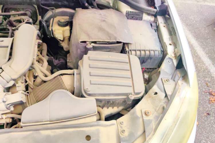 Used Volkswagen Golf 2011 1.4 TSI Manual Comfort Edition Engine Bay Left