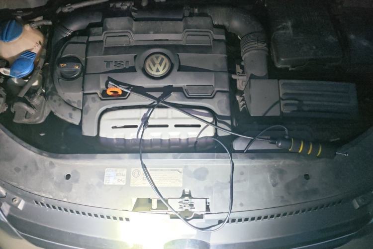 Used Volkswagen Golf 2011 1.4TSI Cross Golf Engine Bay