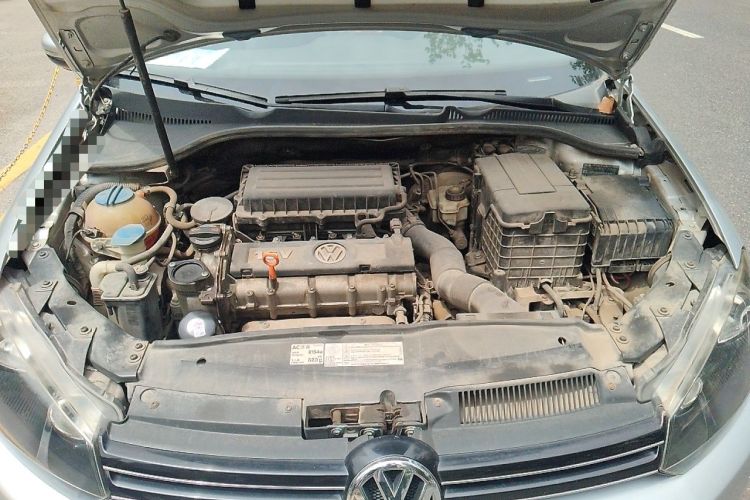 Used Volkswagen Golf 2011 1.6L Automatic Comfort Model Engine Bay
