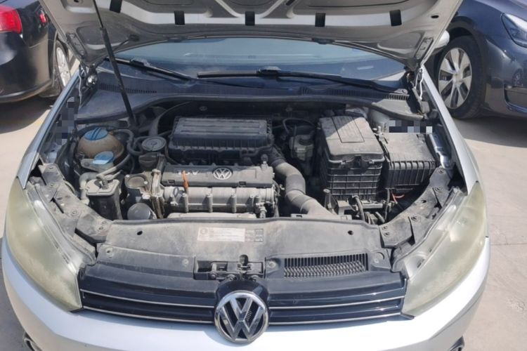 Used Volkswagen Golf 2011 1.6L Automatic Comfort Model Engine Bay