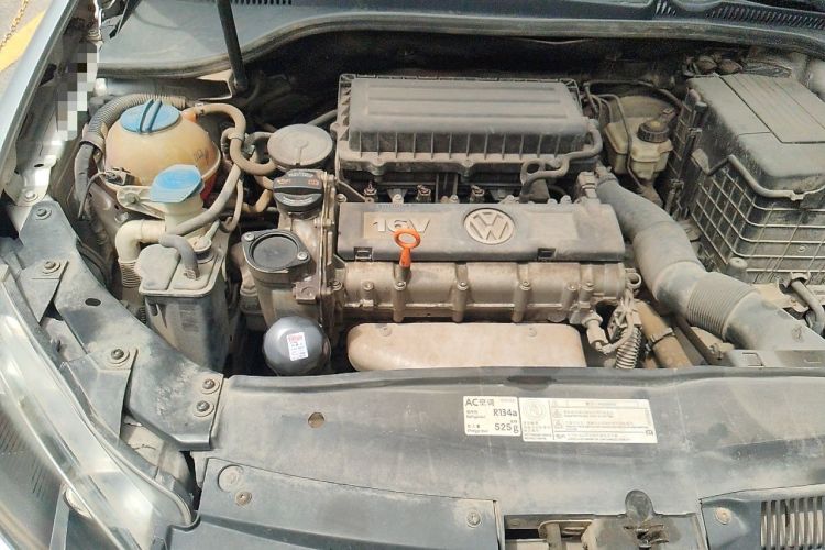 Used Volkswagen Golf 2011 1.6L Automatic Comfort Model Engine Bay Right