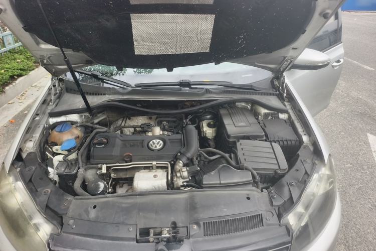 Used Volkswagen Golf 2011 1.4 TSI Automatic Comfort Model Engine Bay