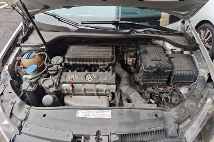 Used Volkswagen Golf 2011 1.6L Automatic Comfort Model Engine Bay