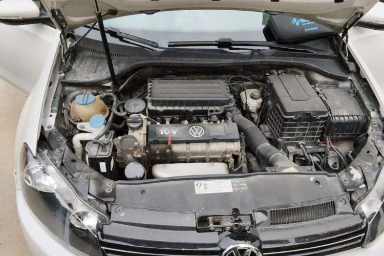 Used Volkswagen Golf 2011 1.6L Automatic Comfort Model Engine Bay