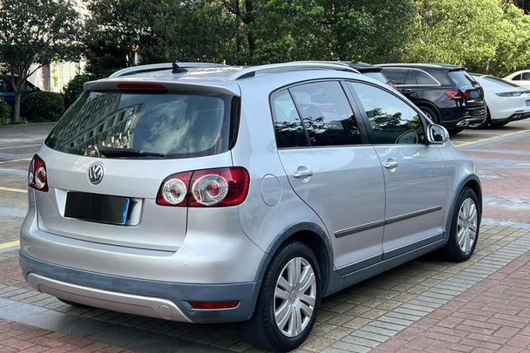 Used Volkswagen Golf 2011 1.4TSI Cross Golf Exterior 4