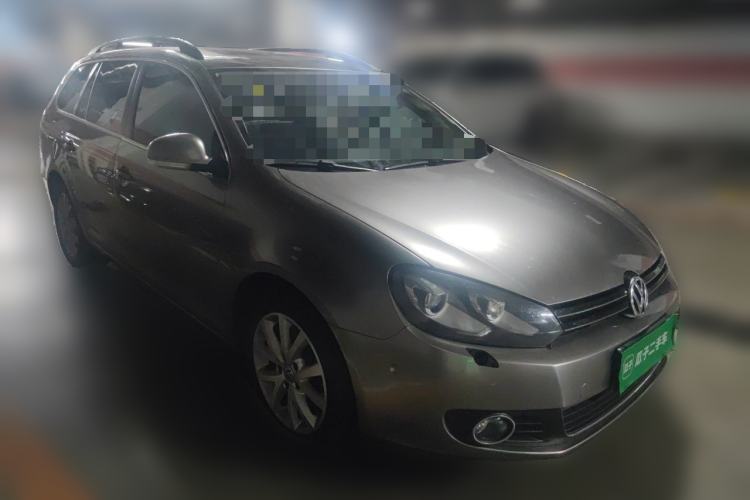 Used Volkswagen Golf 2011 1.4 TSI Luxury Touring Edition Front Right 45 Deg