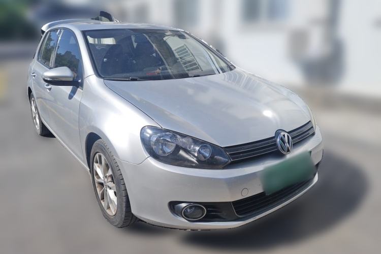 Used Volkswagen Golf 2011 1.6L Automatic Comfort Model Front Right 45 Deg