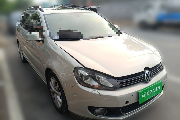 Used Volkswagen Golf 2011 1.4 TSI Luxury Touring Edition Front Right 45 Deg