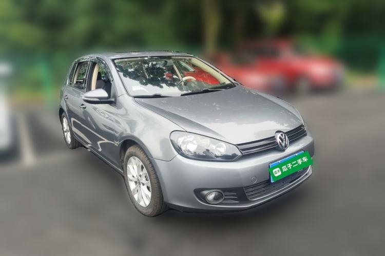 Used Volkswagen Golf 2011 1.6L Automatic Comfort Model Front Right 45 Deg