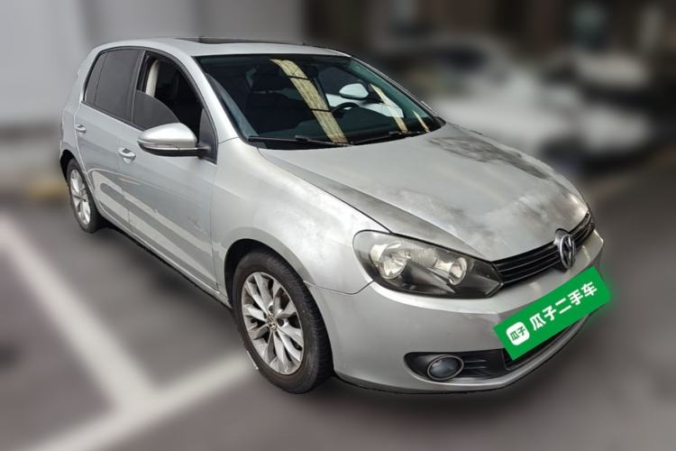 Used Volkswagen Golf 2011 1.6L Automatic Comfort Model Front Right 45 Deg