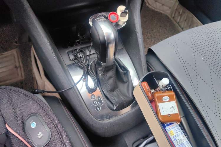 Used Volkswagen Golf 2011 1.4 TSI Comfort Travel Edition Gear Lever