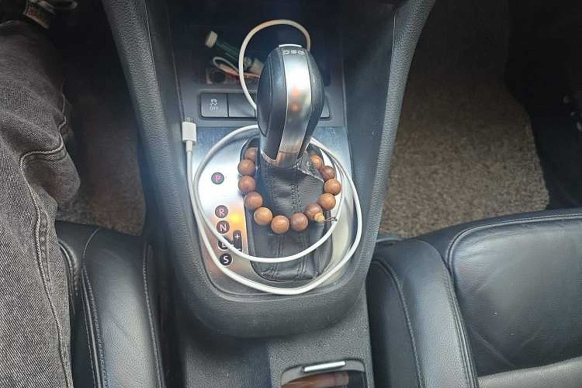 Used Volkswagen Golf 2011 1.4 TSI Automatic Luxury Edition Gear Lever