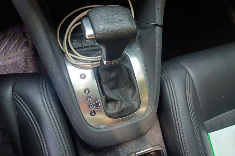 Used Volkswagen Golf 2011 1.4 TSI Automatic Comfort Model Gear Lever